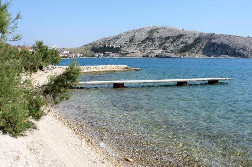Hostal Quadruple Room Metajna 3305b