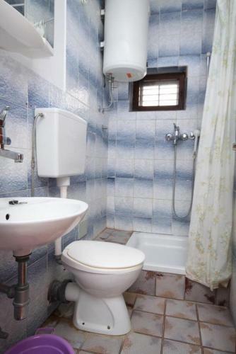 Apartment Metajna 6466h