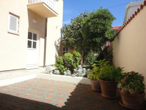 Hostal Apartments Antovesa