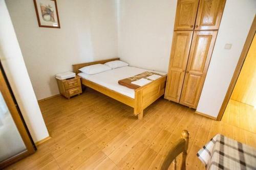 Apartments With A Parking Space Starigrad (paklenica) - 6595