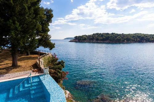 Apartments Ponta Magdalena