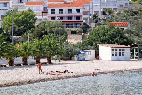 Apartments With Wifi Necujam (solta) - 12500