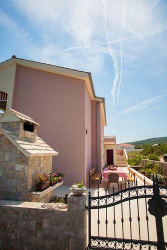 Apartments By The Sea Necujam (solta) - 13726