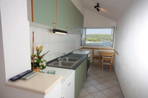 Apartments By The Sea Necujam (solta) - 5182