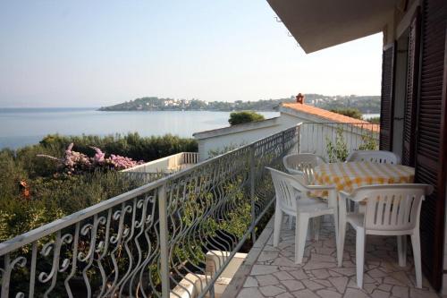 Apartments By The Sea Necujam (solta) - 5162