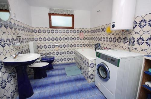 Apartments By The Sea Necujam (solta) - 5186