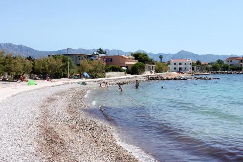 Apartments By The Sea Sucuraj (hvar) - 5671