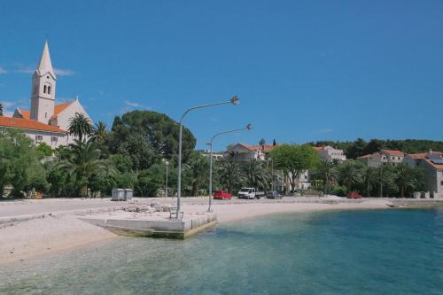 Apartments With A Parking Space Sumartin (brac) - 12487