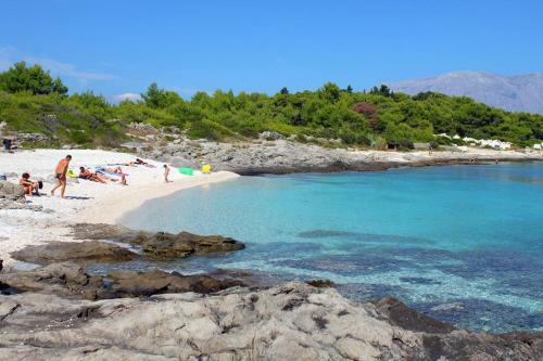 Apartments By The Sea Sumartin (brac) - 15725