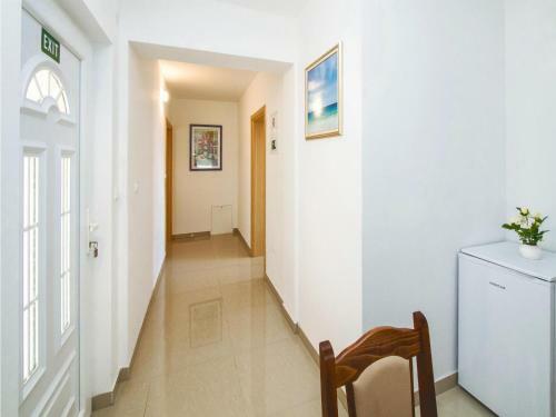 One-bedroom Apartment In Mali Rat