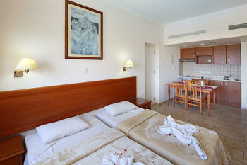 Hotel Pnanareti Coral Bay