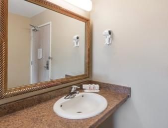 Hotel Howard Johnson Inn London