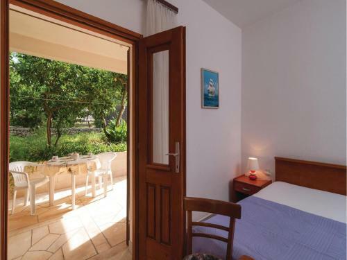 One-bedroom Apartment In Supetar