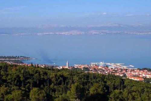 Apartment Supetar 16294b