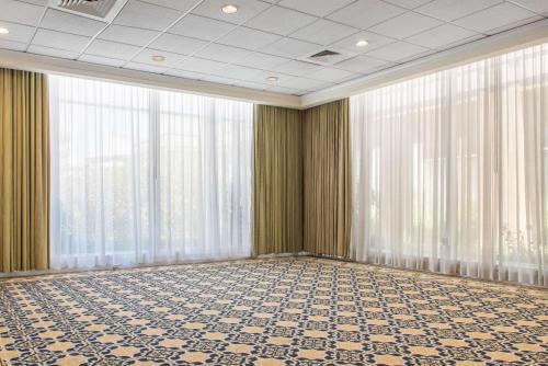 Hotel Radisson Indianapolis Airport
