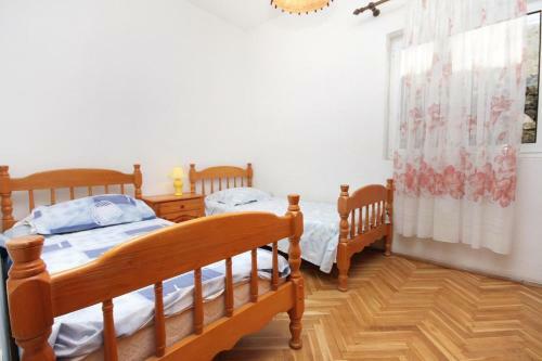 Apartments By The Sea Nemira (omis) - 5956