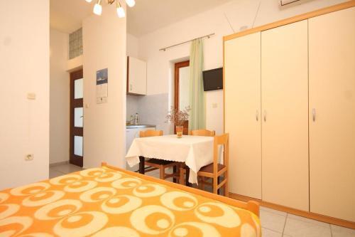 Apartments By The Sea Tkon (pasman) - 8414