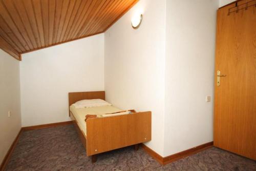 Apartments By The Sea Tkon (pasman) - 8395