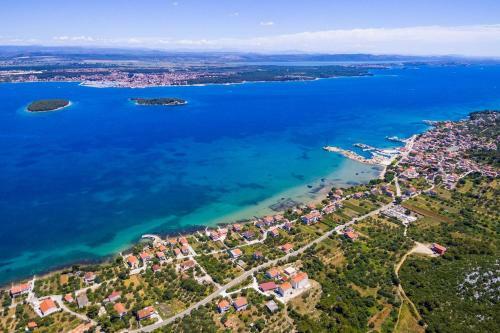 Apartments By The Sea Tkon (pasman) - 820