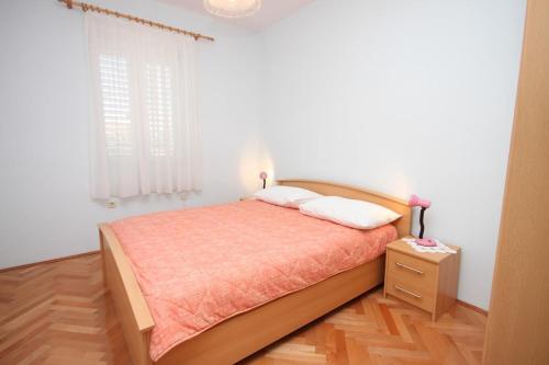 Apartments With A Parking Space Tkon (pasman) - 6216