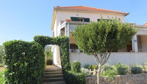 Apartments With A Parking Space Tkon (pasman) - 4307