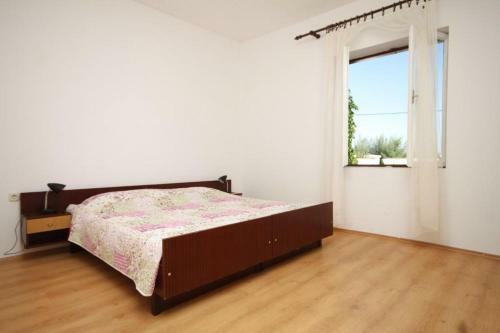 Apartments By The Sea Tkon (pasman) - 8376