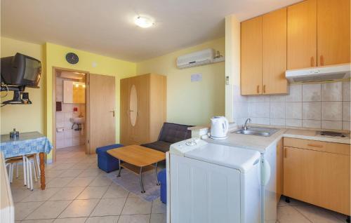 Apartment Mastrinka With Sea View II