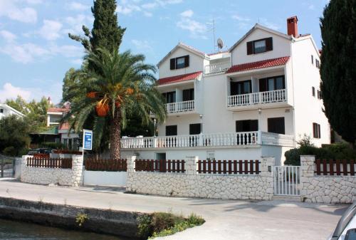 Apartment Seget Vranjica 5160a