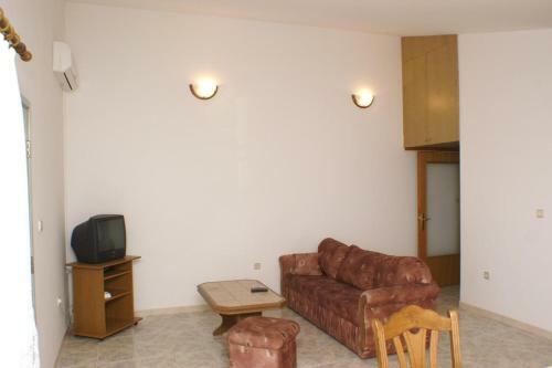 Apartments By The Sea Seget Donji (trogir) - 2041