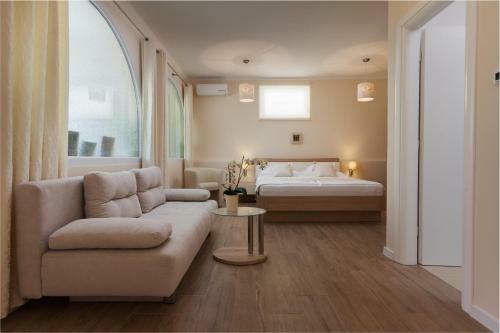 Apartamentos Villa Arany