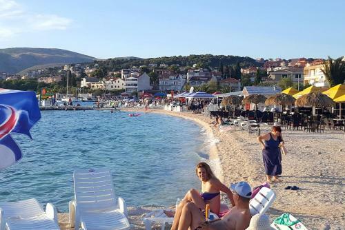 Apartment Okrug Gornji 11374a