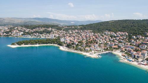 Apartment Okrug Gornji 11374a