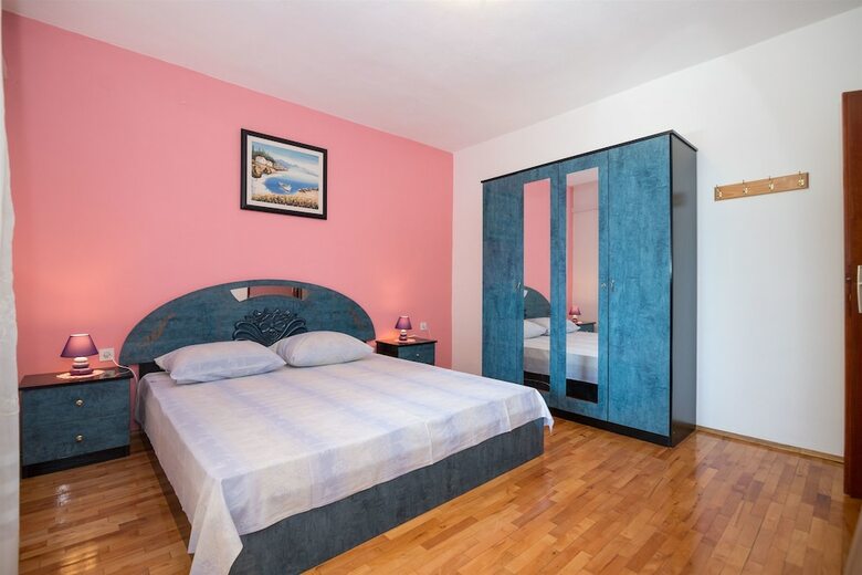 Apartment Dragan
