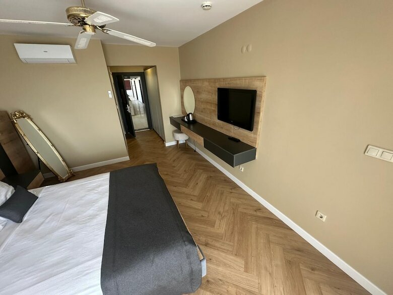 Apartamentos Hotel Carina