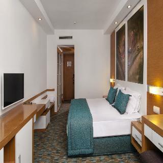 Hotel Adakule