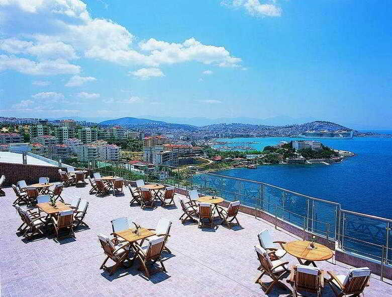 Korumar Deluxe Hotel