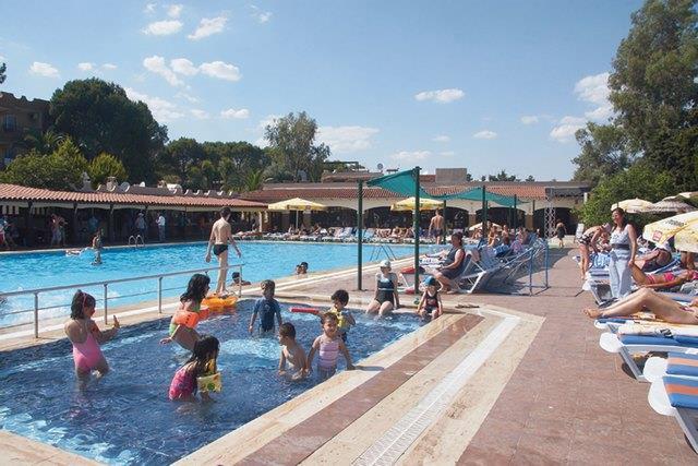 Hotel Pigale Beach Resort
