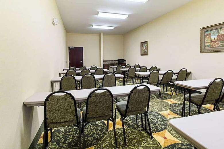 Hotel Comfort Suites West Energy Corridor
