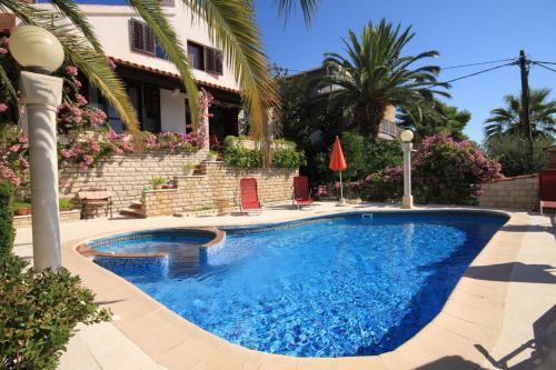 Holiday Home Seget Vranjica 4329