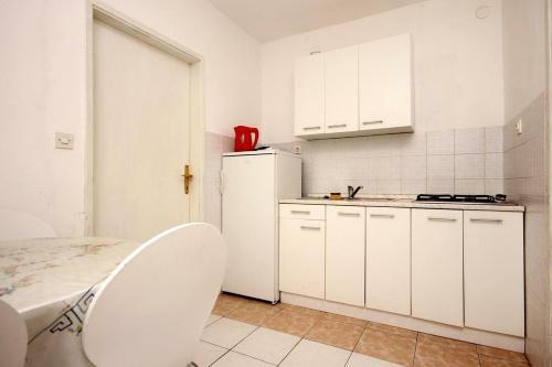 Apartments With A Parking Space Trpanj (peljesac) - 10180