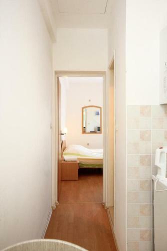 Apartments With A Parking Space Trpanj (peljesac) - 10180