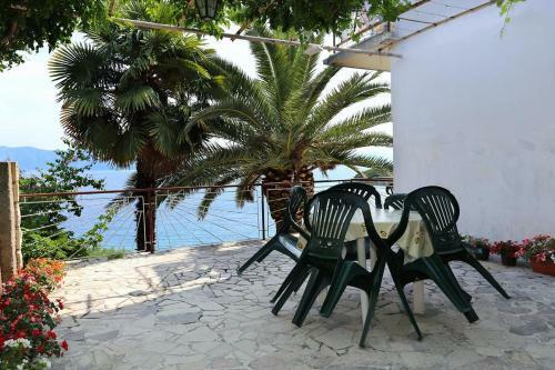 Apartment Trpanj 258a
