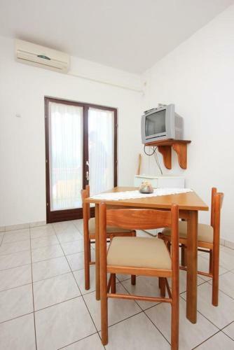 Apartments With A Parking Space Trpanj (peljesac) - 10083