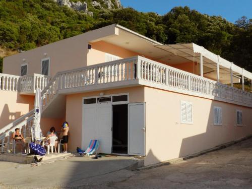 Apartment Divna