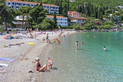 Apartment Trpanj 3162f