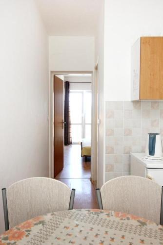 Apartment Trpanj 10180d