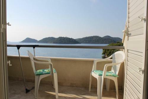 Apartments By The Sea Ubli (lastovo) - 8355