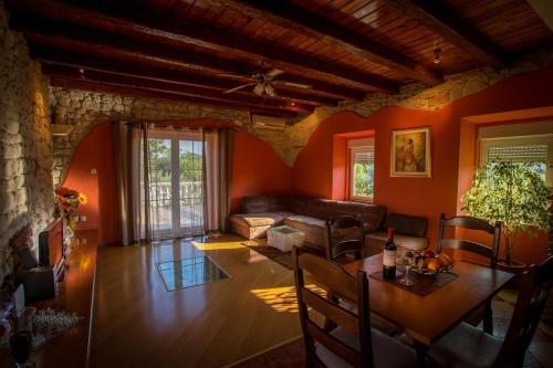 Apartment Ugljan 8239d