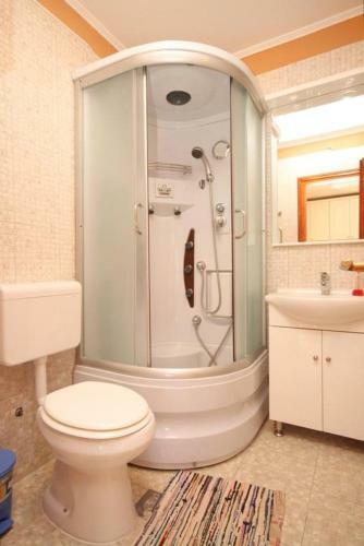 Apartment Ugljan 8239d