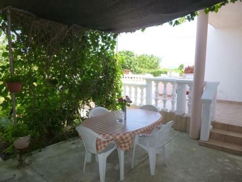 Apartments By The Sea Ugljan - 13764